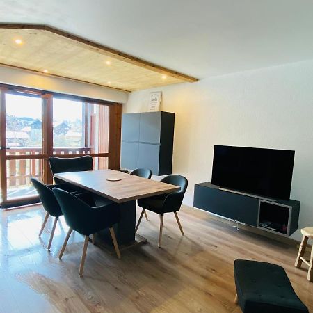 Appartement En Hyper Centre De Самоен Экстерьер фото