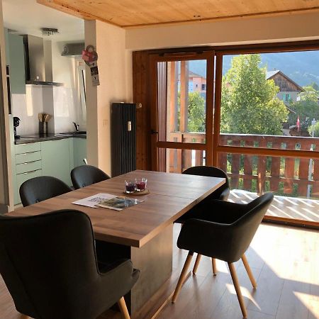 Appartement En Hyper Centre De Самоен Экстерьер фото